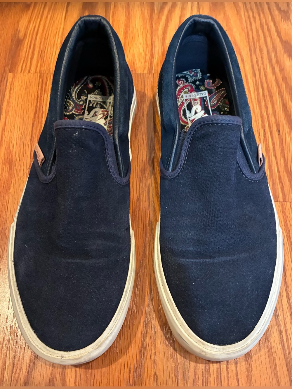 Vans Classic Slip-On Navy Suede Sneakers Paisley Footbed Unisex Men 7.5/Women 9
